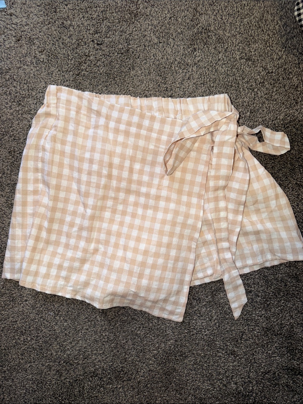 Pink Lily Beige and White Gingham Wrap Skort